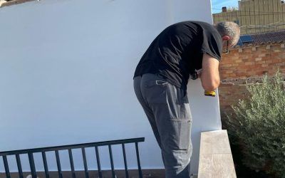 Instalación barandilla de aluminio en la terraza