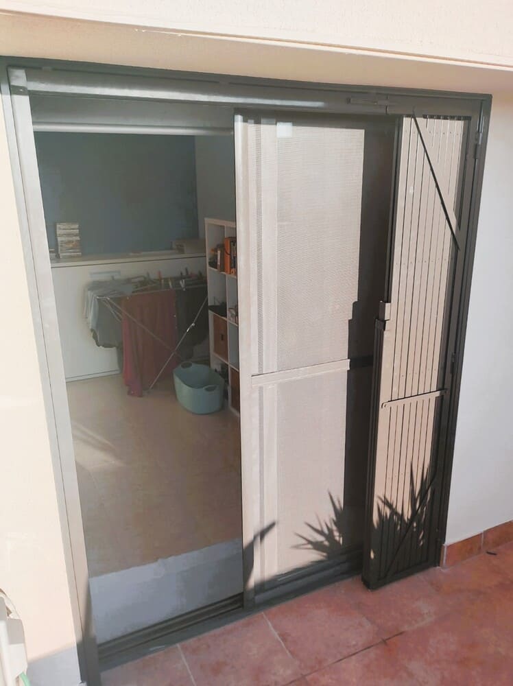 Puerta de seguridad de Reja Ballesta Abierta - Topi Lleida